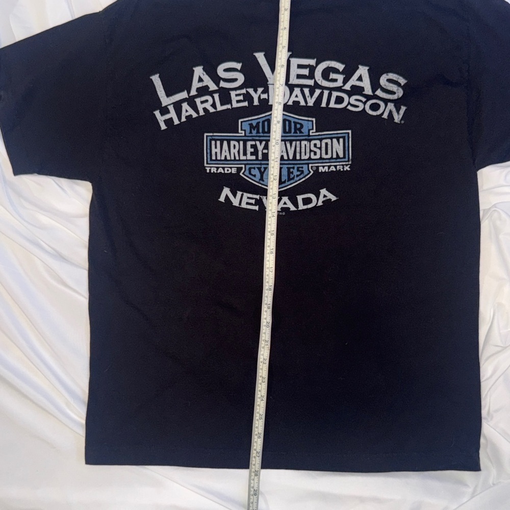 Harley-Davidson Black Tee with Eagle and American Flag - Picture 2 of 5
